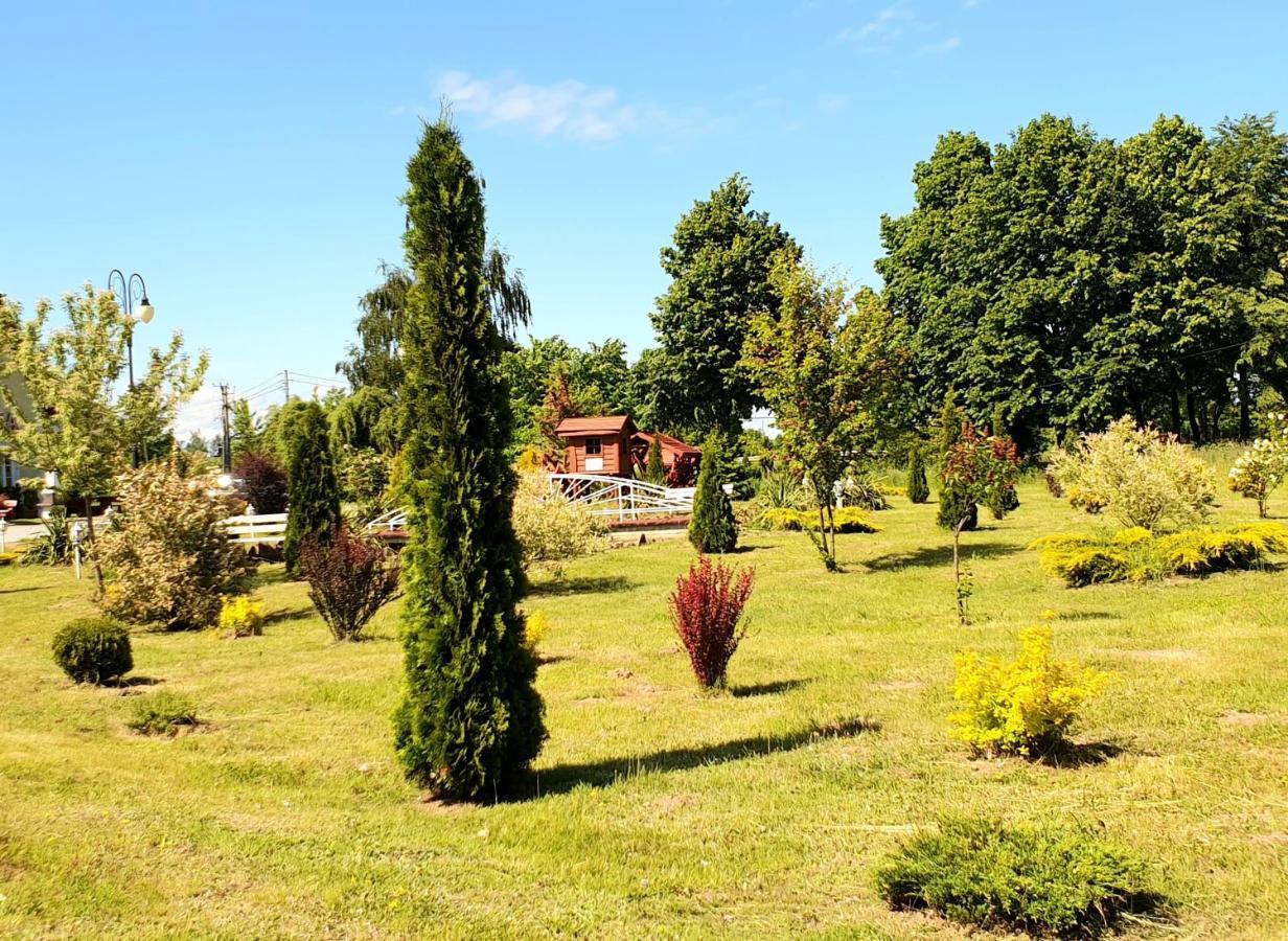 Willa Park Ostrowiec Świętokrzyski Екстериор снимка